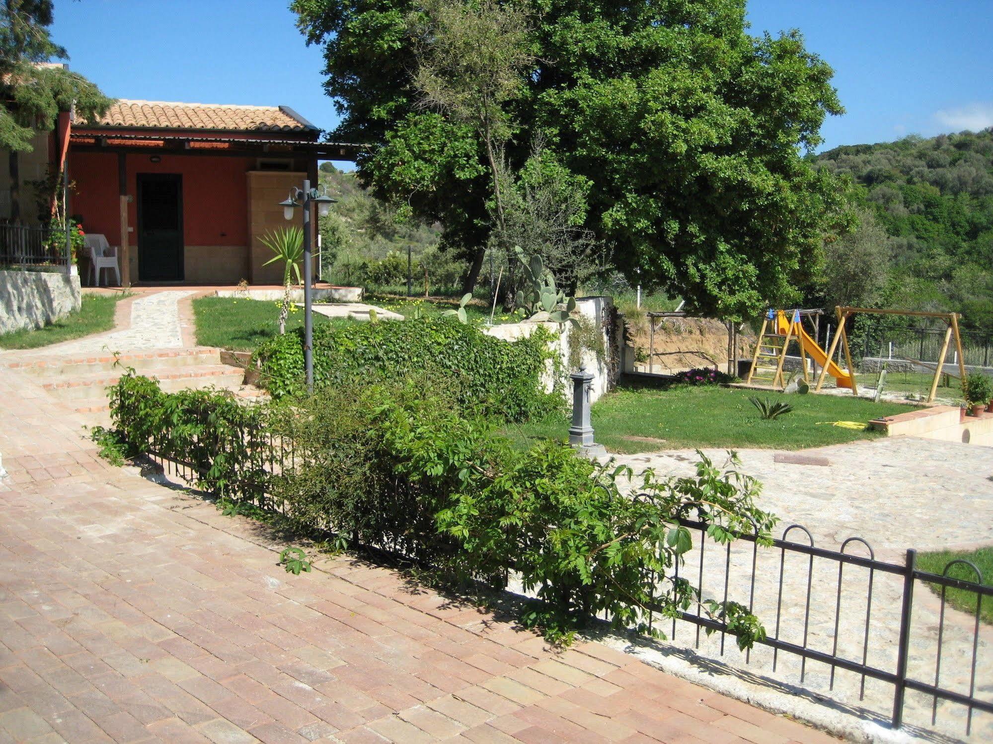 Residenza Mediterranea Zambrone Exterior photo