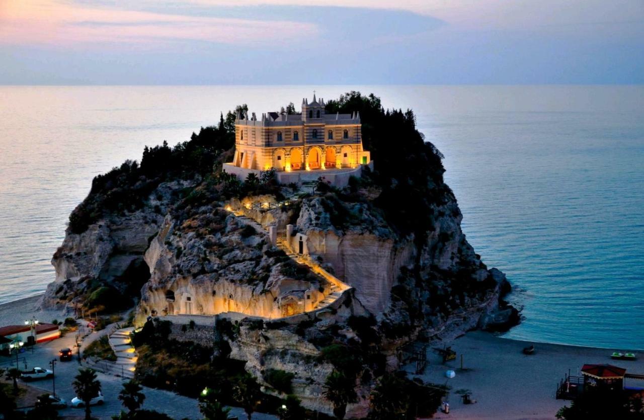 Residenza Mediterranea Zambrone Exterior photo
